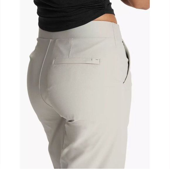 Vuori Meta Wide Leg Pant - Picture 4 of 16